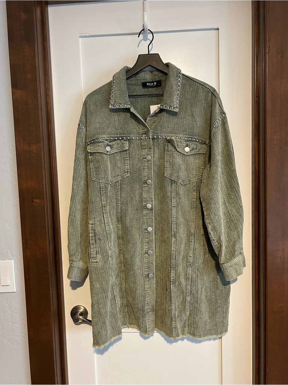 BLUE B Corduroy western  fringe / studded jacket / Shaket Size Large New